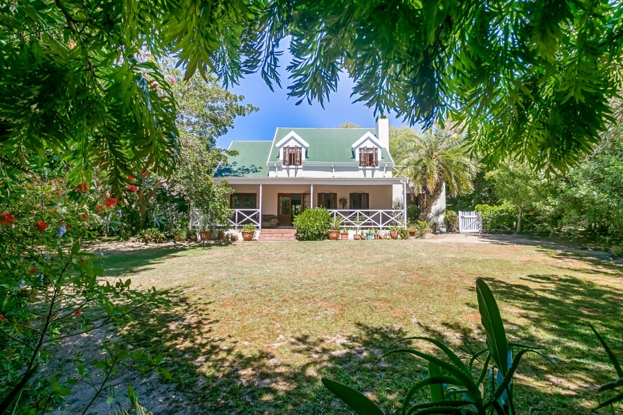 4 Bedroom Property for Sale in Belvedere Estate Western Cape